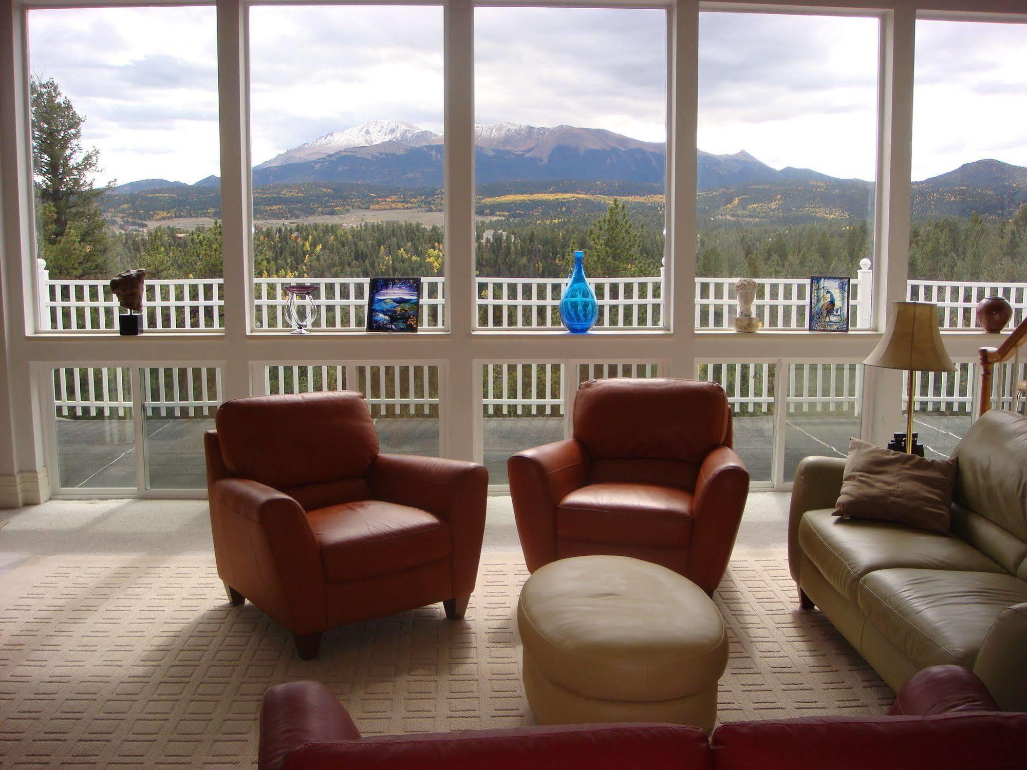 Pikes Peak Paradise Bed And Breakfast Woodland Park Interior foto